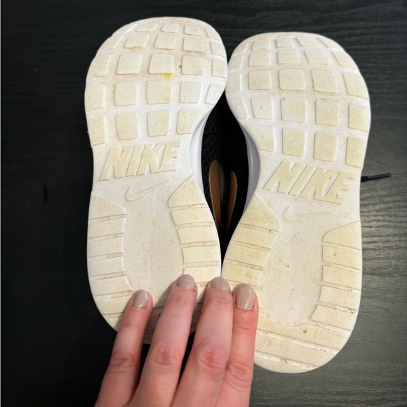 NIKE Tanjun trainers for women - Picture 5 of 6